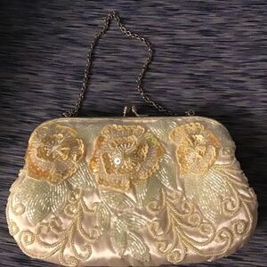 Vintage beaded purse with chain handle